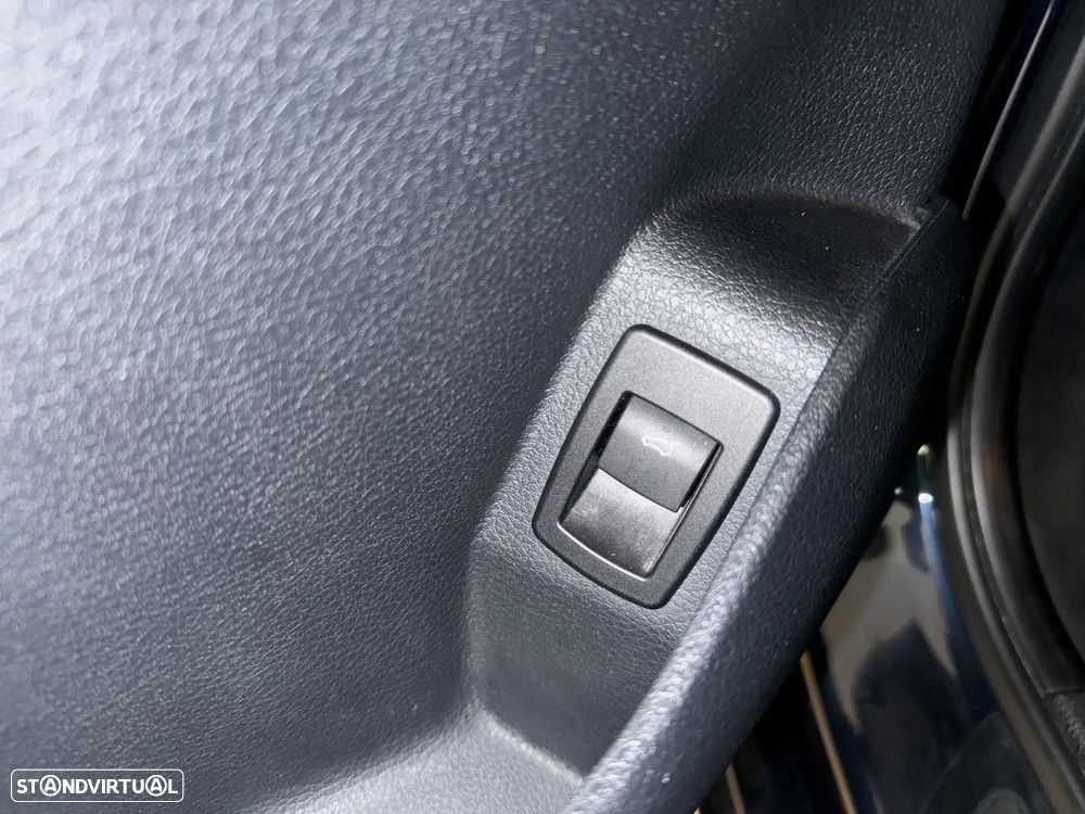 BMW 216 Gran Tourer d 7L Line Sport Auto - 31