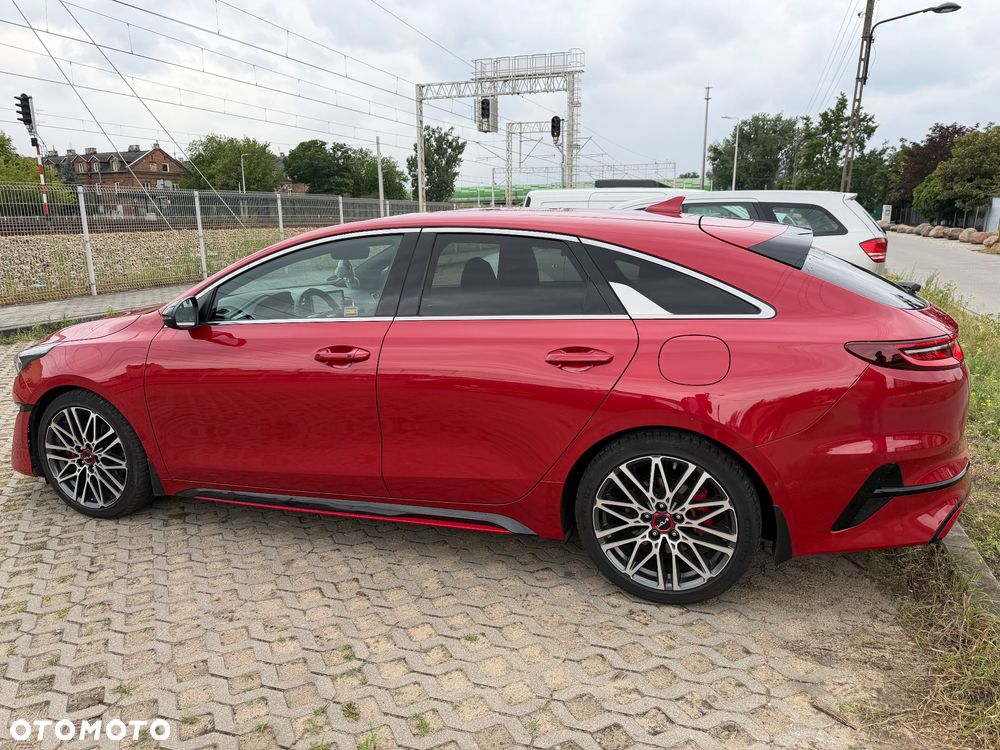 Kia ProCeed 1.6 T-GDI GT DCT - 3