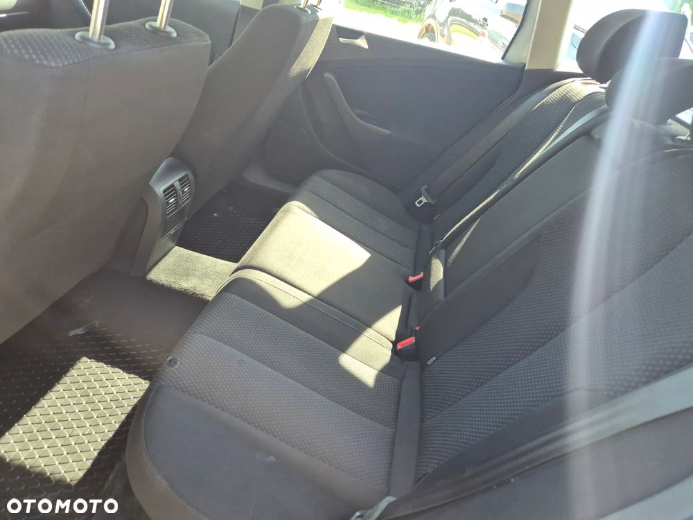 Volkswagen Passat 2.0 Blue TDI DSG SCR Comfortline - 11