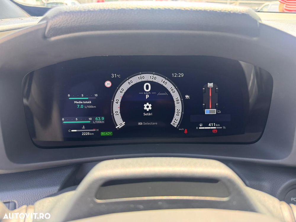 Toyota C-HR - 16
