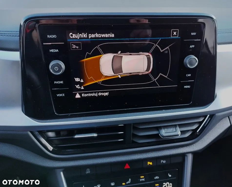 Volkswagen T-Roc - 22