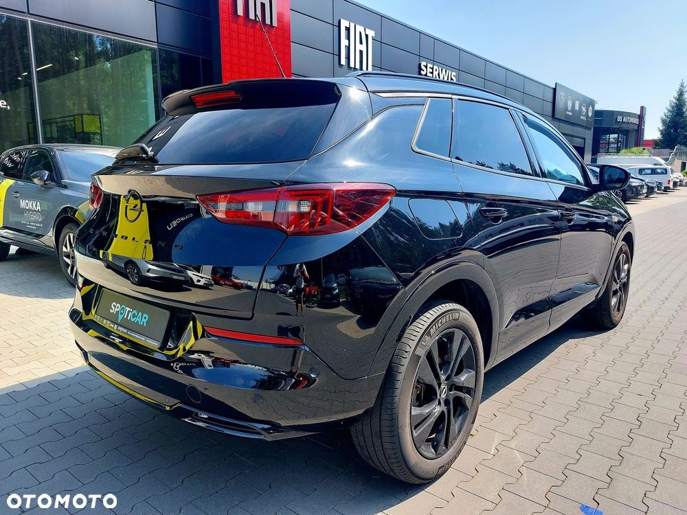 Opel Grandland 1.2 T GS S&S - 8