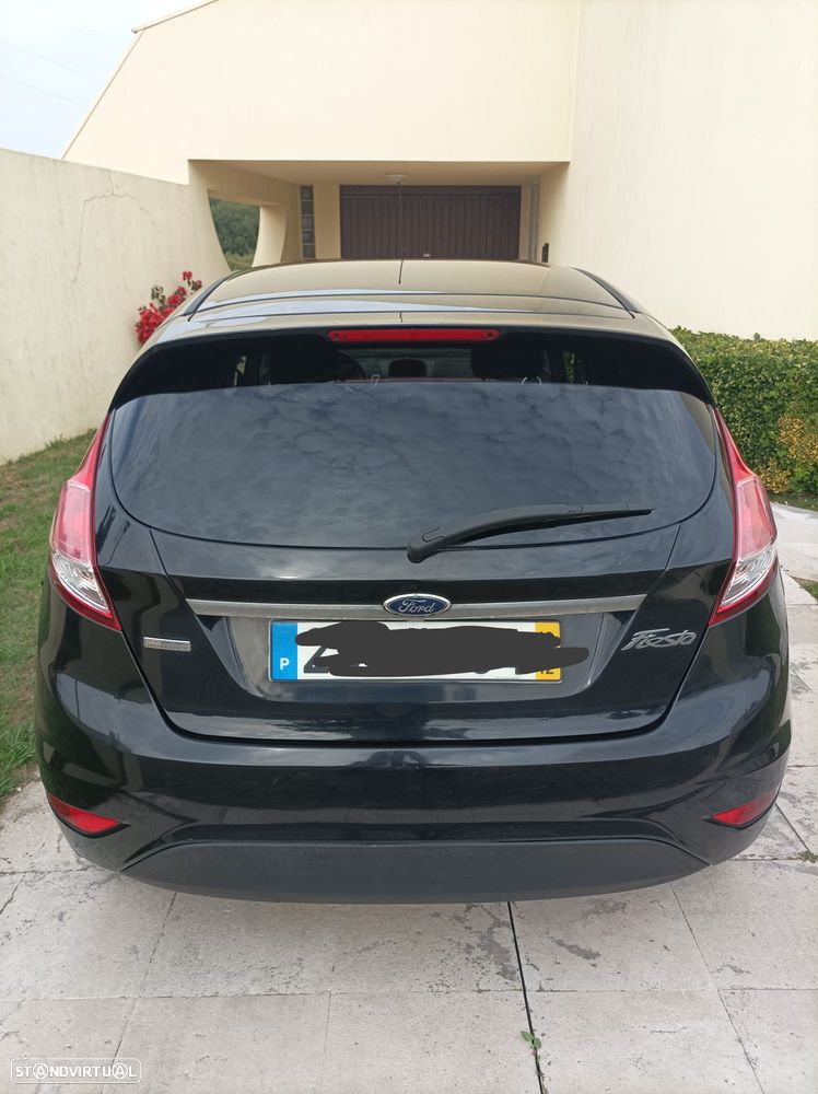 Ford Fiesta 1.5 TDCi Titanium - 8