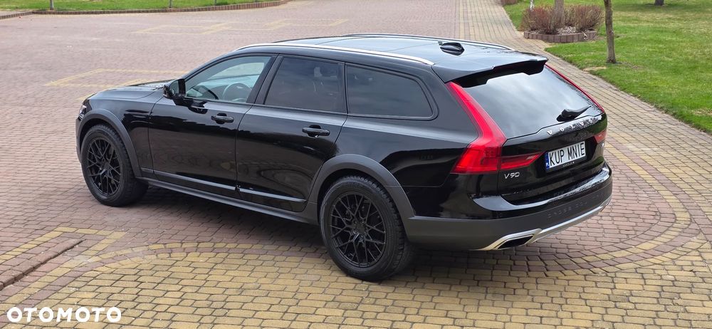 Volvo V90 Cross Country T6 AWD Pro - 11