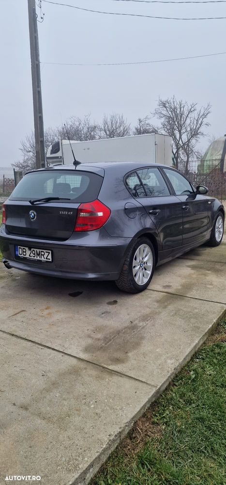 BMW Seria 1 118d - 16