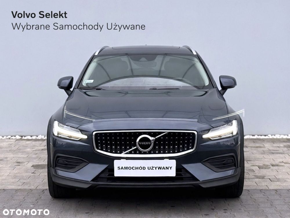 Volvo V60 Cross Country - 2