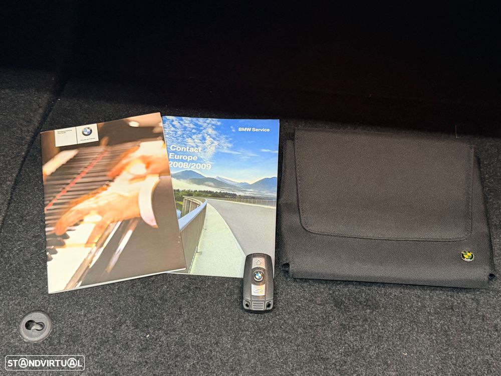 BMW 120 d Limited Edition Lifestyle c/ M Sport Pack - 9