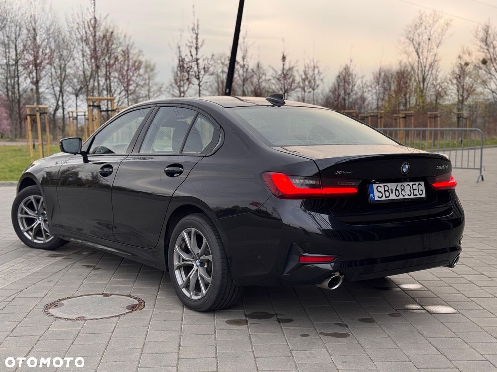 BMW Seria 3 320d xDrive Sport Line sport - 3