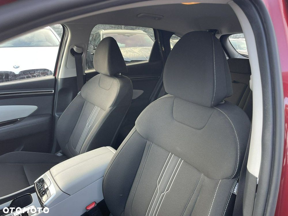 Hyundai Tucson 1.6 CRDi 48V-Hybrid 2WD DCT Trend - 10