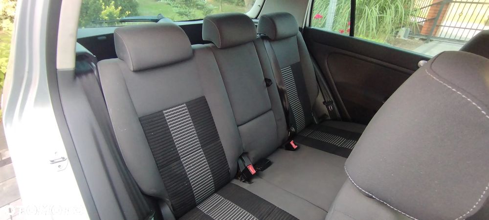 Volkswagen Golf Plus 1.4 TSI Style - 17