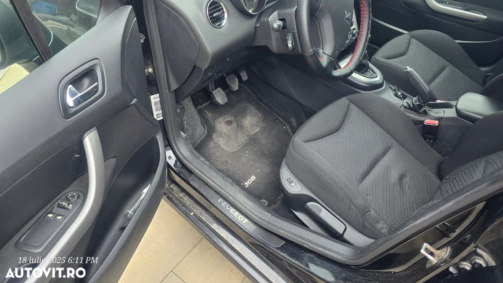 Peugeot 308 - 13