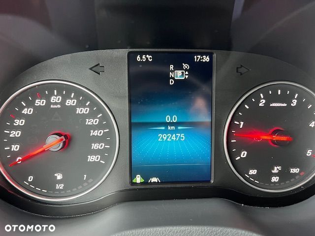 Mercedes-Benz Sprinter - 5