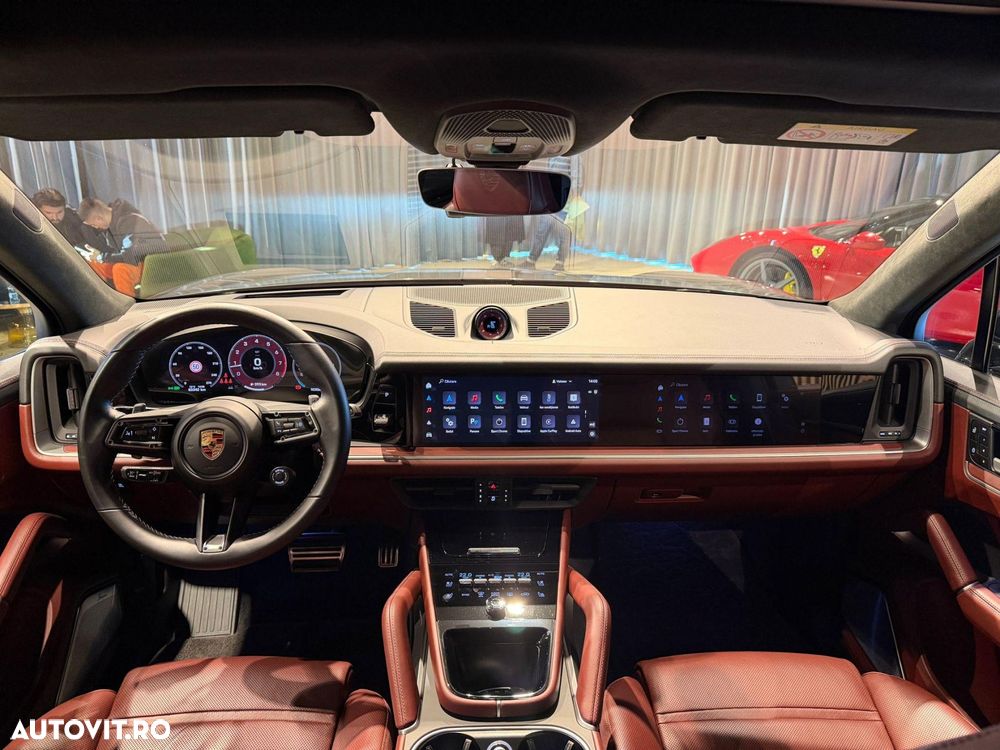 Porsche Cayenne - 14