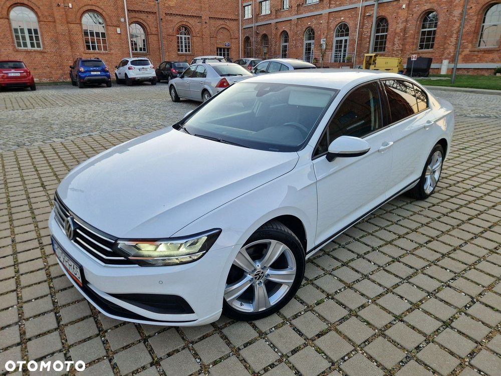 Volkswagen Passat - 3