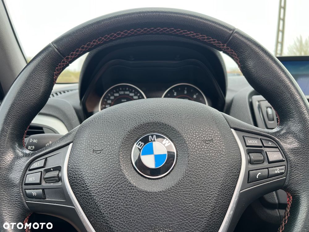 BMW Seria 1 118d DPF Edition Sport - 14