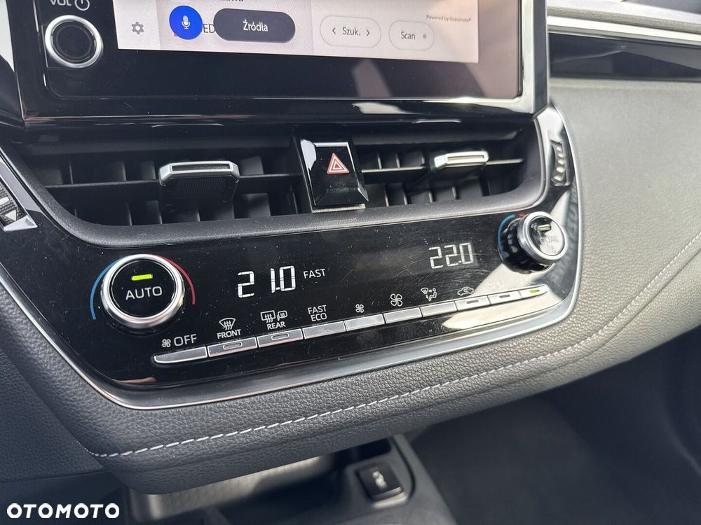 Toyota Corolla - 25