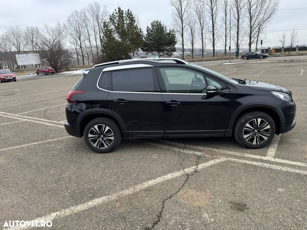 Peugeot 2008 PureTech 110 Stop&Start Allure - 4