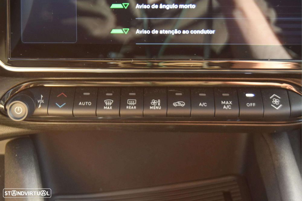 Alfa Romeo Junior 1.2 Sport Speciale eDCT6 - 11