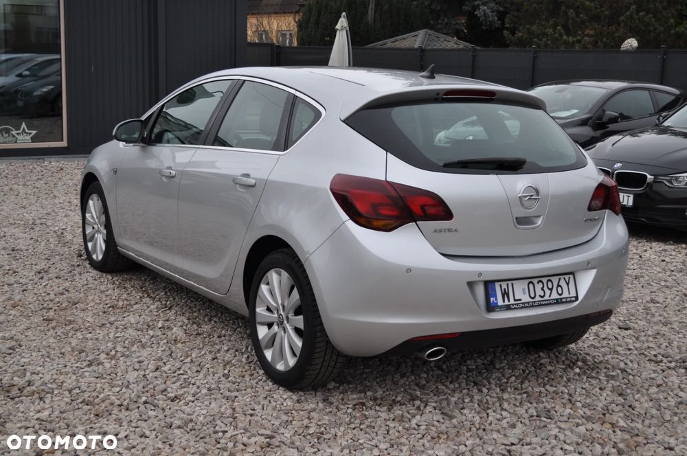 Opel Astra 1.4 Turbo Exklusiv - 7