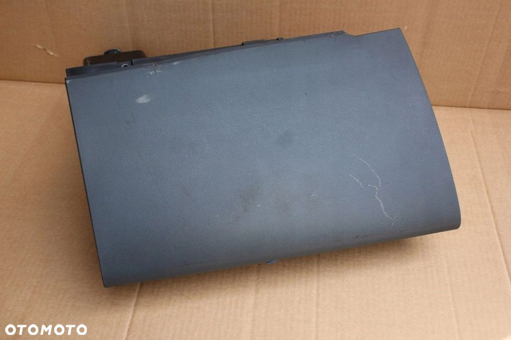 Schowek pasażera kompletny MITSUBISHI COLT VI Z30 oryginalny Europa (1009) - 1