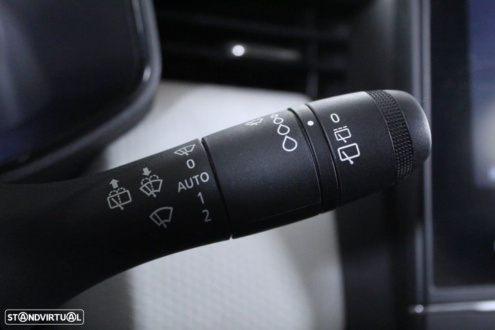 Renault Clio 1.0 TCe Techno - 25