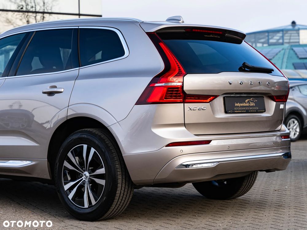 Volvo XC 60 T6 AWD Recharge Geartronic Inscription Expression - 11