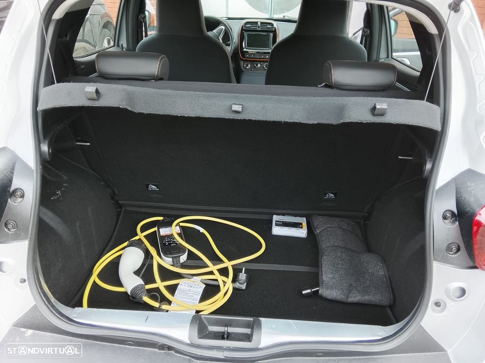 Dacia Spring Comfort - 11