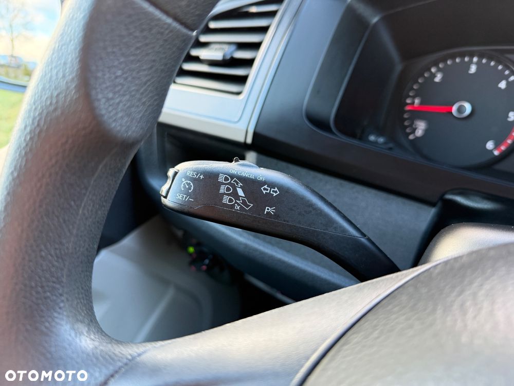 Volkswagen Transporter - 10