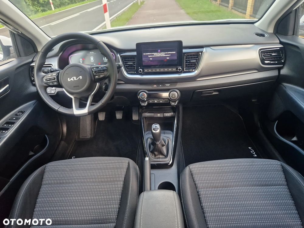Kia Stonic - 8