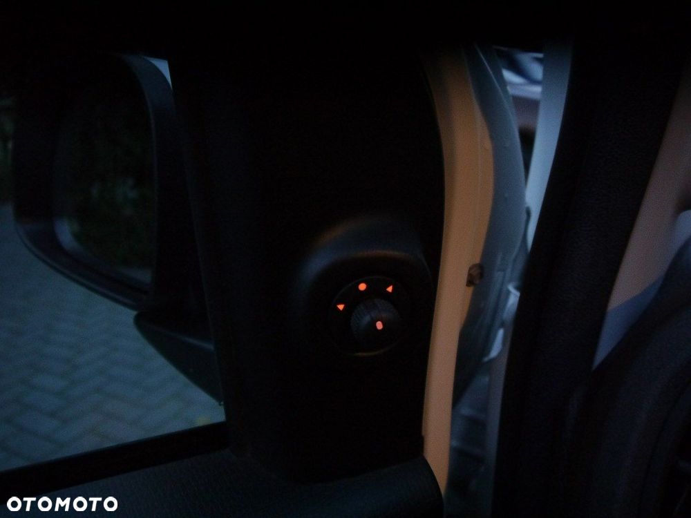 Fiat Panda 1.0 Hybrid Cross - 32