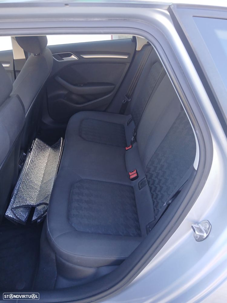 Audi A3 Sportback - 7