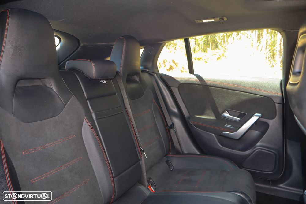 Mercedes-Benz CLA 250 e 8G-DCT AMG Line - 11