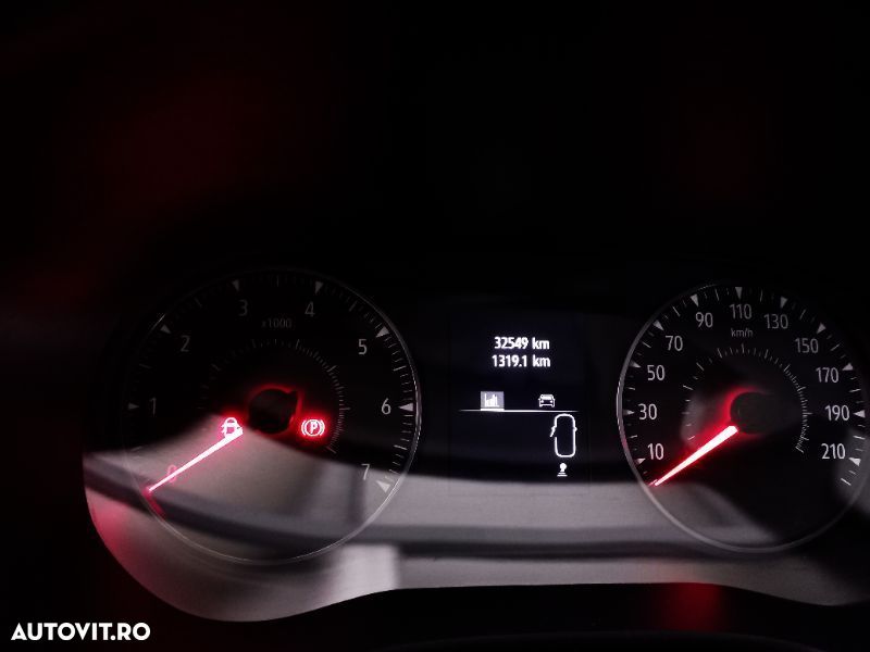 Dacia Sandero Stepway TCe 90 MT6 Comfort - 11