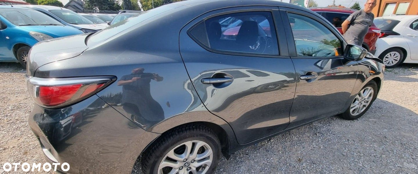 Toyota Yaris - 5
