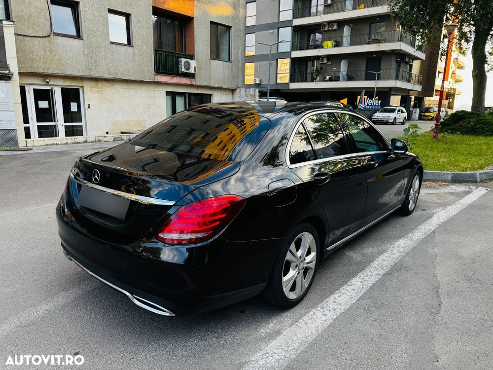 Mercedes-Benz C - 4