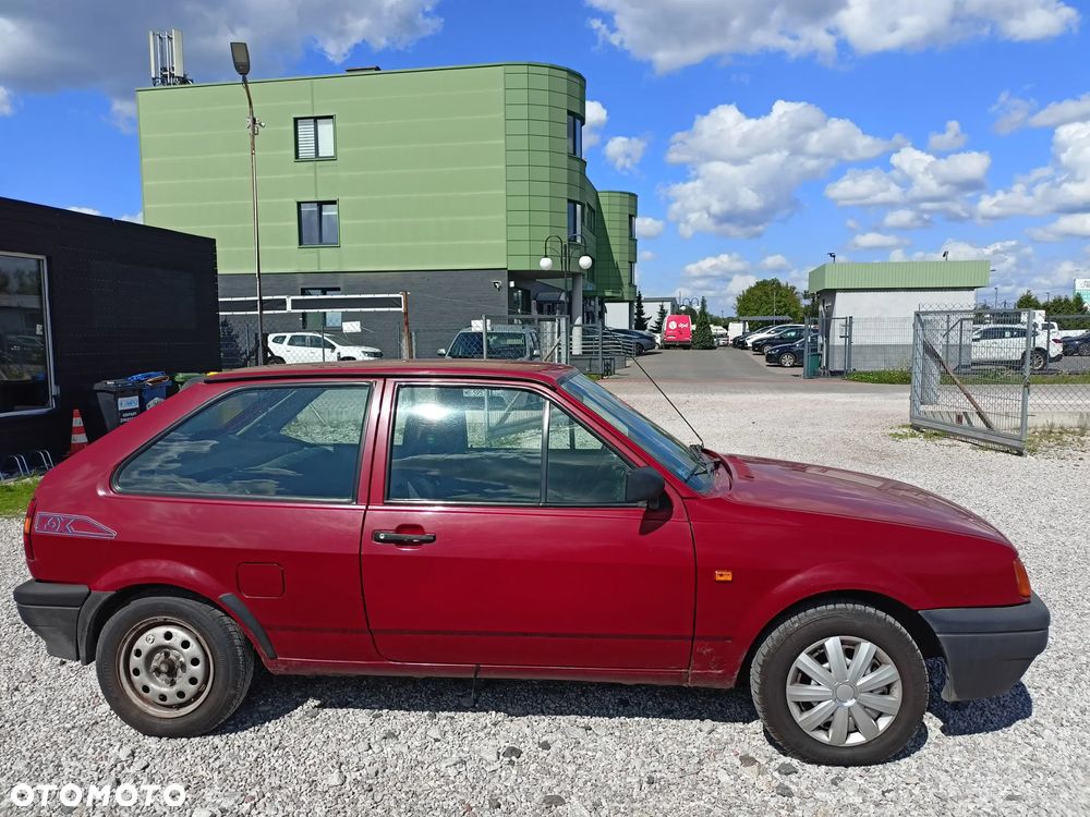 Volkswagen Polo - 5