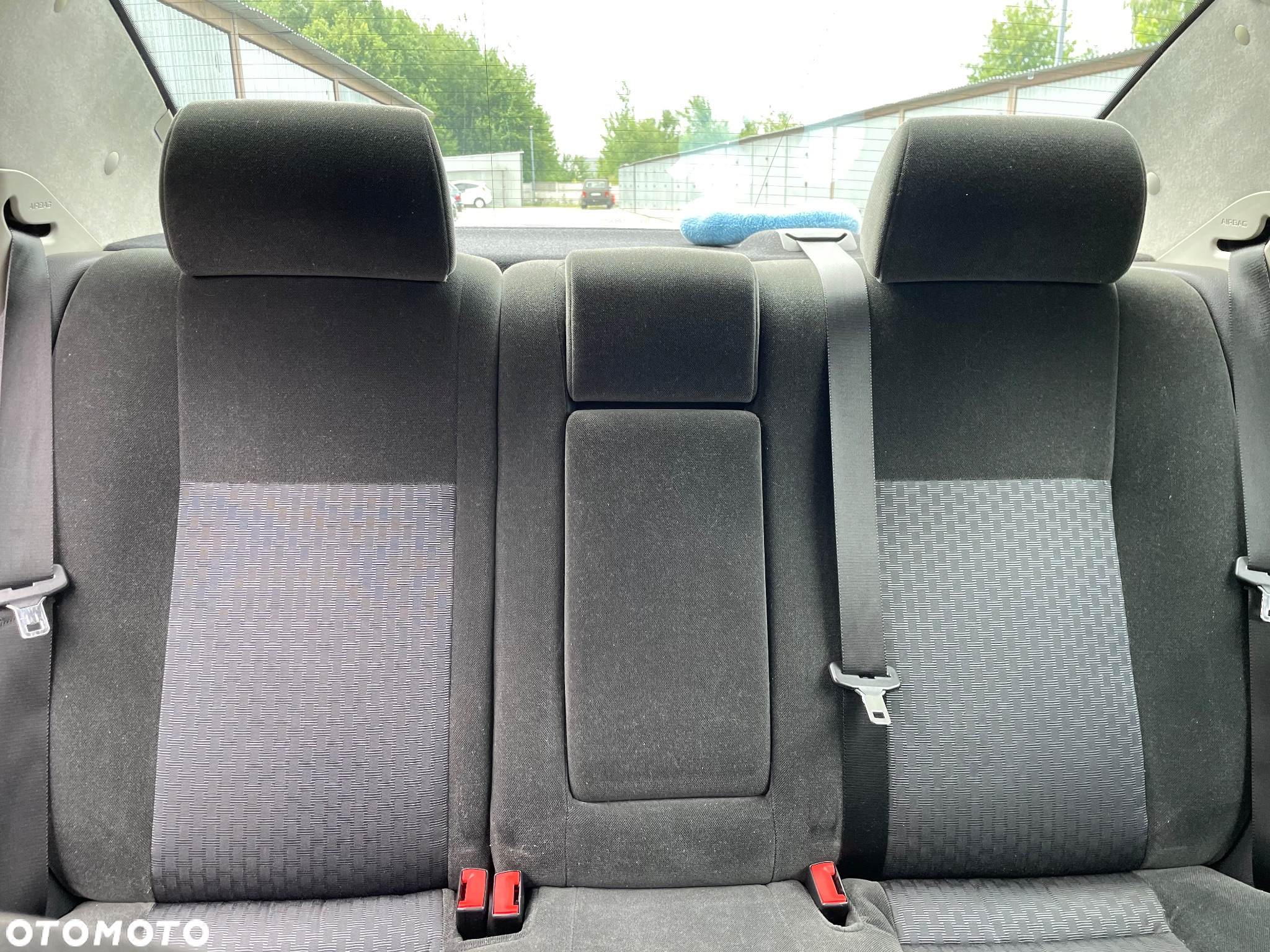 Ford Mondeo 1.8 Ghia - 26