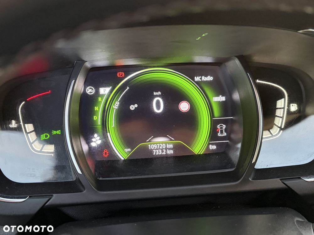 Renault Scenic - 11