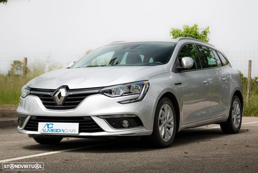 Renault Mégane Sport Tourer BLUE dCi 115 EDC BUSINESS EDITION - 4