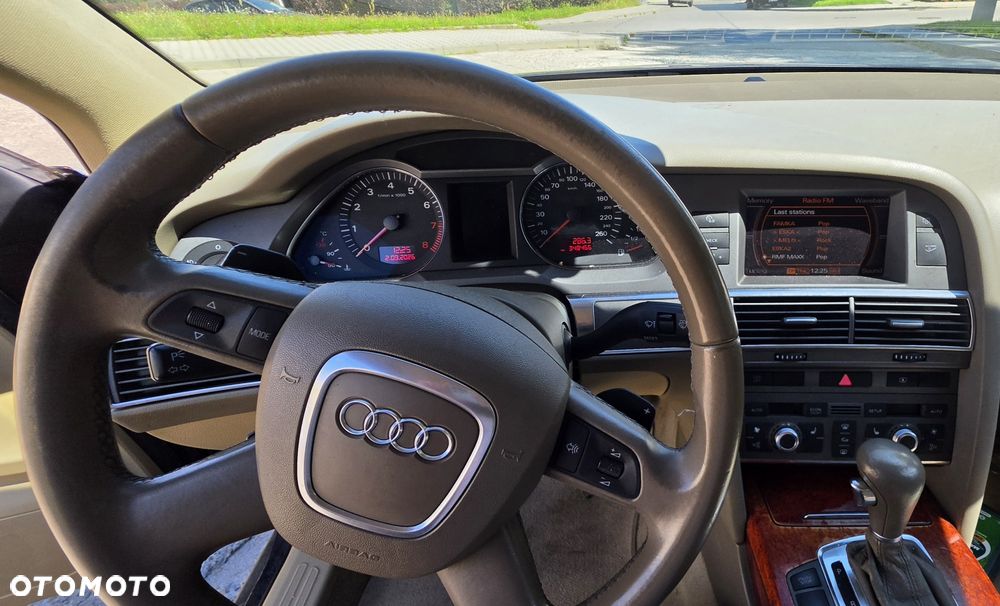 Audi V8 - 8
