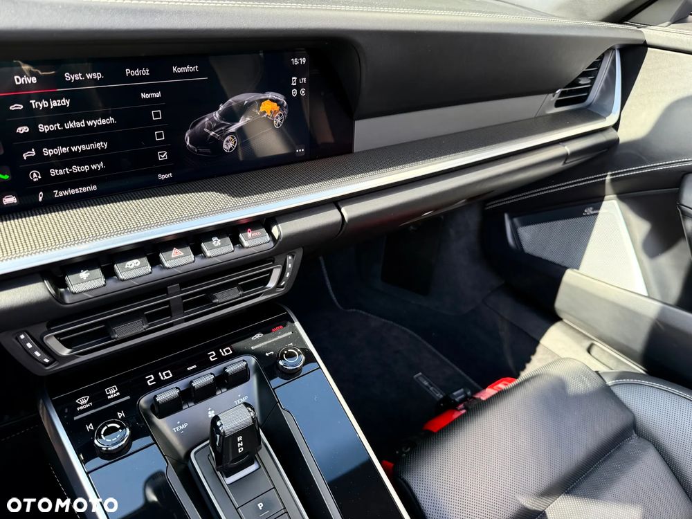 Porsche 911 Turbo S - 8