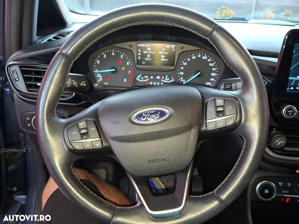 Ford Fiesta 1.0 EcoBoost Powershift Titanium - 11