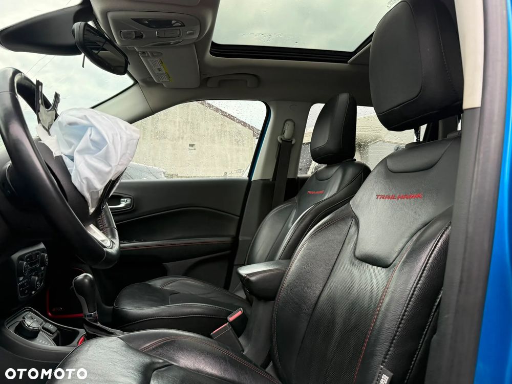 Jeep Compass - 15