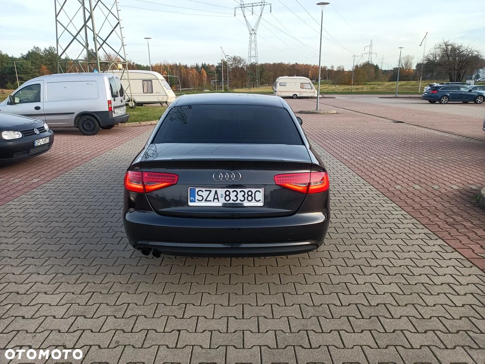 Audi A4 Limousine 2.0 TDI - 9