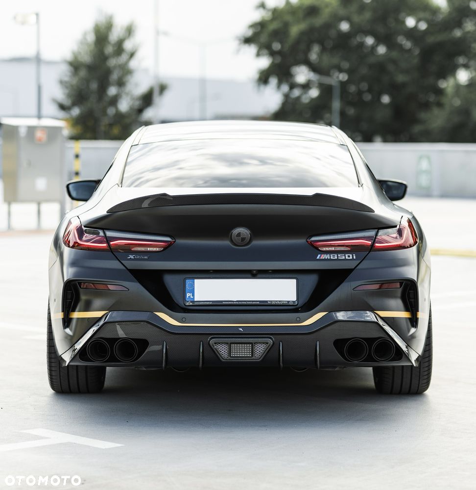 BMW Seria 8 - 9