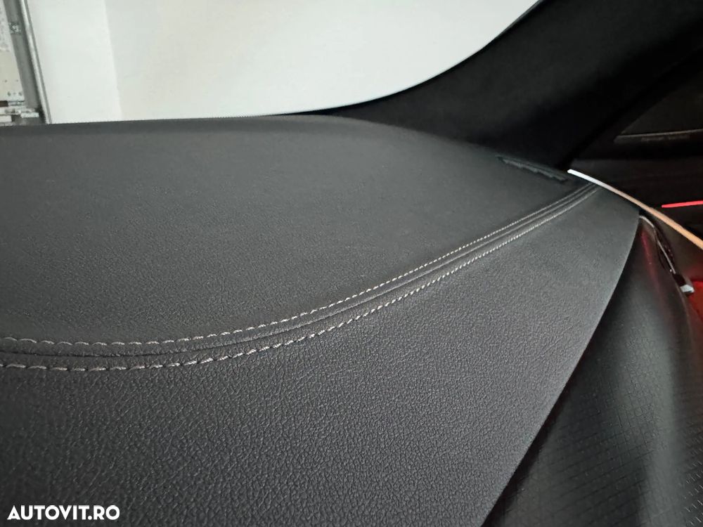 BMW Seria 5 530d AT MHEV - 15