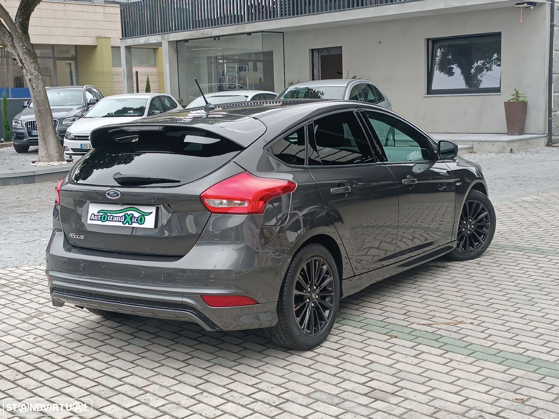 Ford Focus 1.5 TDCi EcoBlue ST-Line - 2