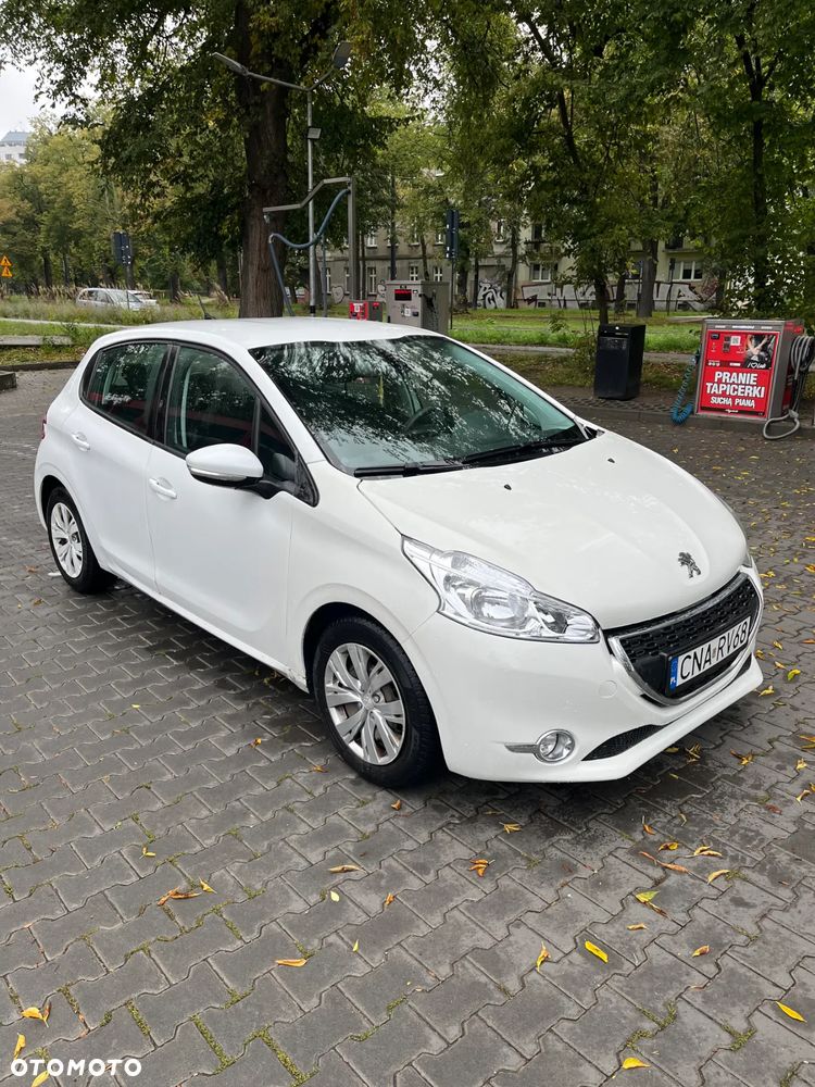 Peugeot 208 1.4 HDi Active - 2
