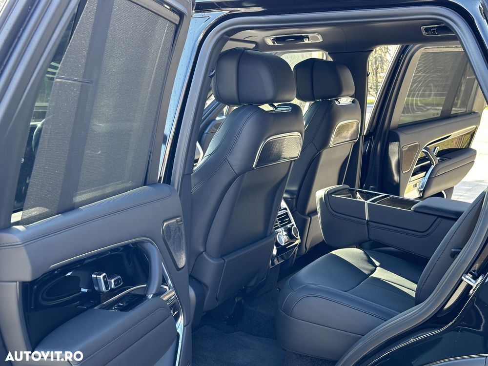 Land Rover Range Rover 4.4 V8 P530 Autobiography - 33