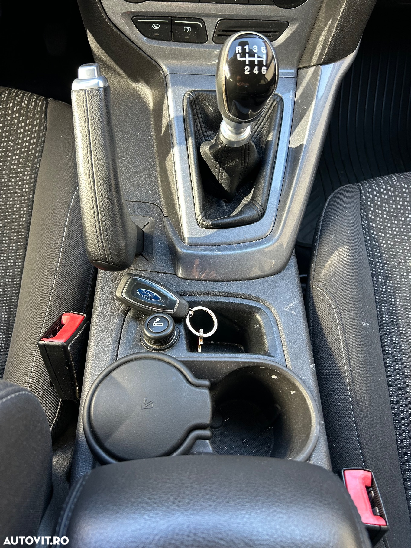 Ford Focus 1.6 TDCi DPF Titanium - 4